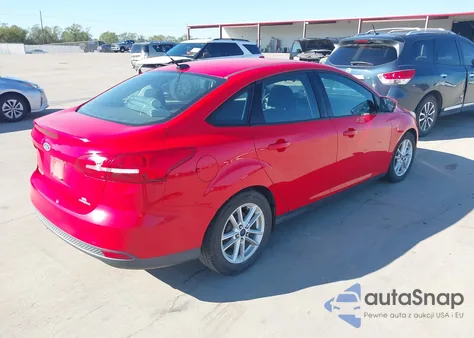 2016 Ford Focus Se z USA, uszkodzony, nr VIN 1FADP3F23GL205057